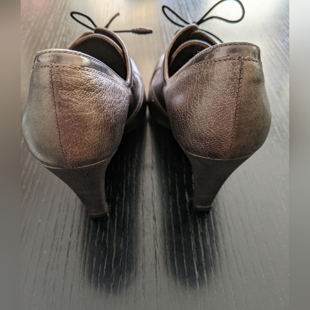 Excellent condition size 7 3" heels - Picture 7 of 11